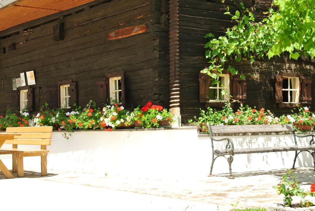 Weingut Primus Suedsteiermark Spielfeld Bagian luar foto